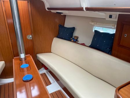 Beneteau OCEANIS-CLIPPER-323 image