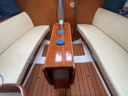 Beneteau OCEANIS-CLIPPER-323 image