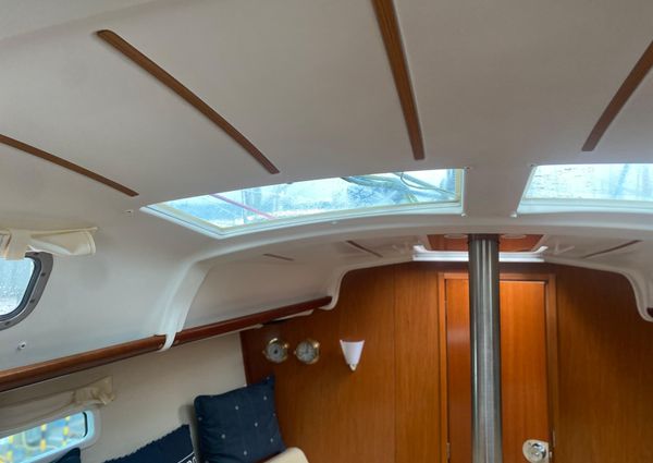 Beneteau OCEANIS-CLIPPER-323 image