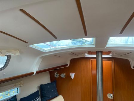 Beneteau OCEANIS-CLIPPER-323 image