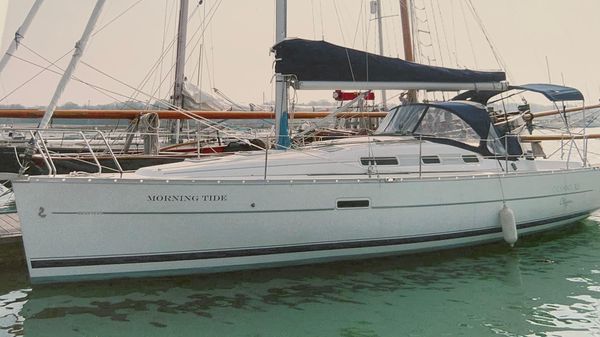 Beneteau Oceanis Clipper 323 