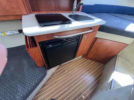 Bayliner 266 Discovery image