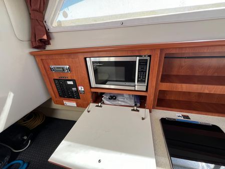 Bayliner 266 Discovery image