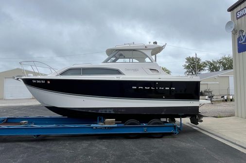 Bayliner 266 Discovery image