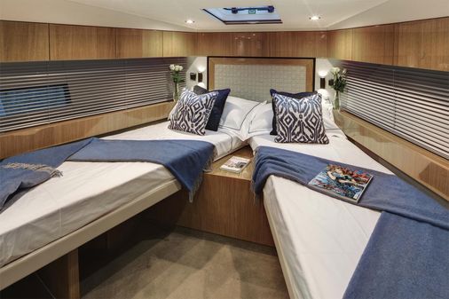 Fairline SQUADRON-50 image