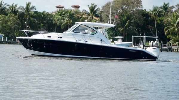 Pursuit OS 355 Offshore 