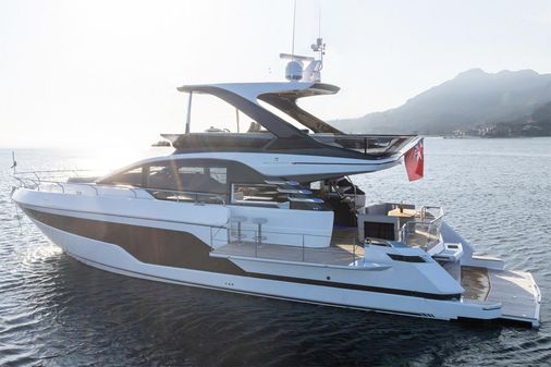 Fairline SQUADRON-58 image