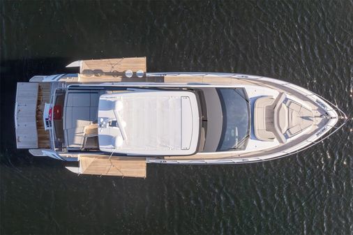 Fairline SQUADRON-58 image