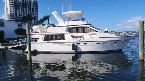 Jefferson Pilothouse 52 SE 