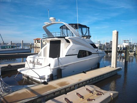 Silverton 330 Sport Bridge image