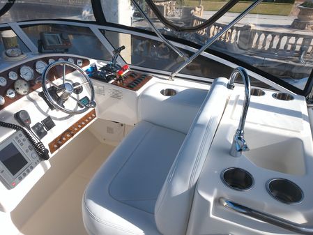 Silverton 330 Sport Bridge image