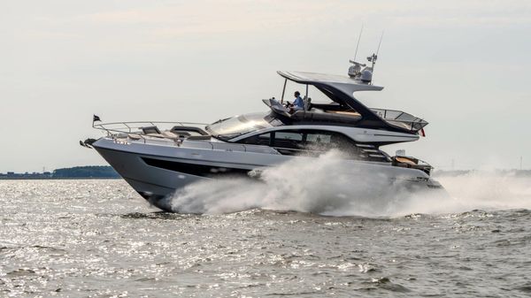 Fairline Squadron 58 