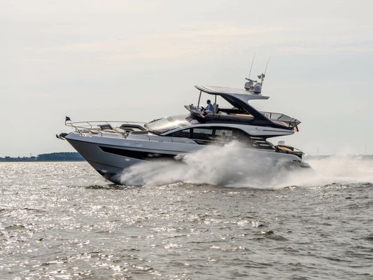 Fairline Squadron 58 - main image