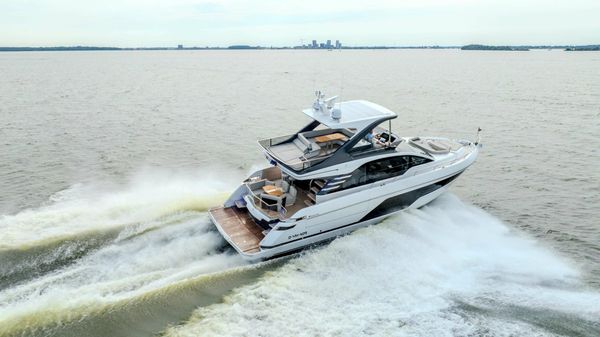 Fairline Squadron 58 image