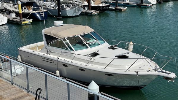 Tiara Yachts 31