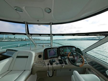 Sea Ray Sundancer 52 image