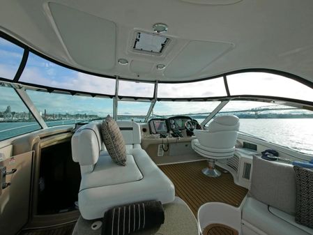 Sea Ray Sundancer 52 image