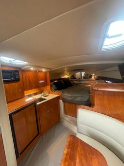 Cruisers Yachts 320 Express image