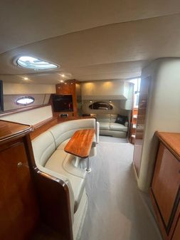 Cruisers Yachts 320 Express image