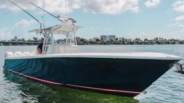 SeaVee 390Z