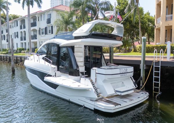 Galeon 470 Sky image