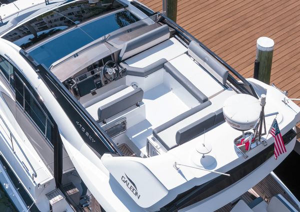 Galeon 470 Sky image