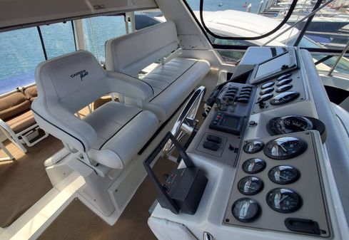 Carver 404 Cockpit Motor Yacht image