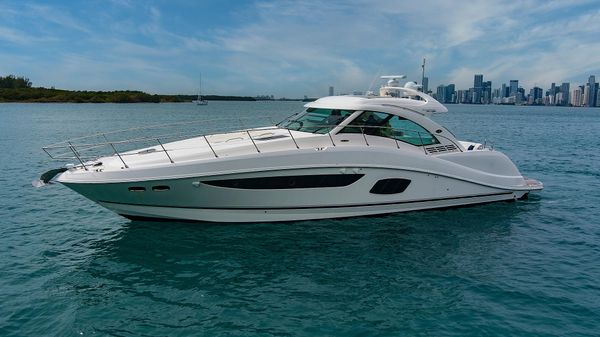 Sea Ray Sundancer 580 