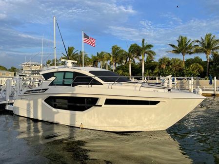 Cruisers Yachts 42 Cantius image