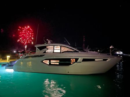 Cruisers Yachts 42 Cantius image