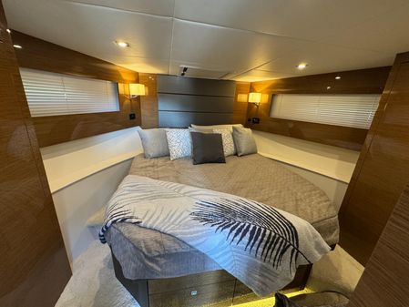 Cruisers Yachts 42 Cantius image