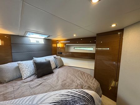 Cruisers Yachts 42 Cantius image