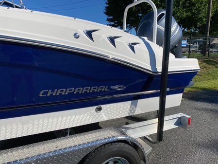 Chaparral 21 SSi Ski & Fish Outboard image