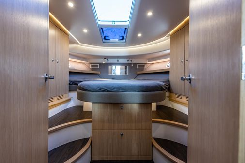 Nimbus 405 Flybridge image