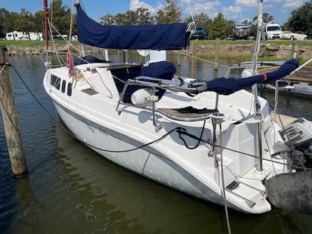 Hunter 240 image