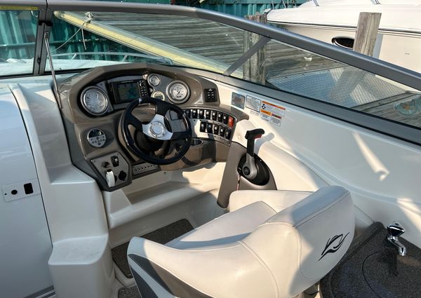 Rinker 276-CAPTIVA-CUDDY image