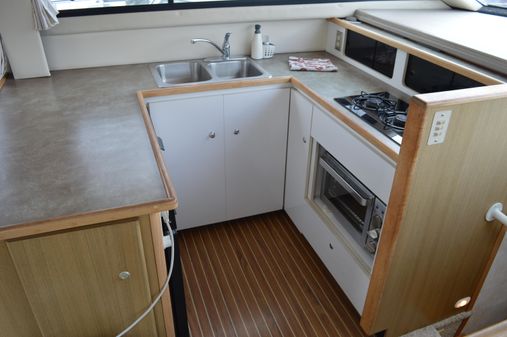 Bayliner 3788 image
