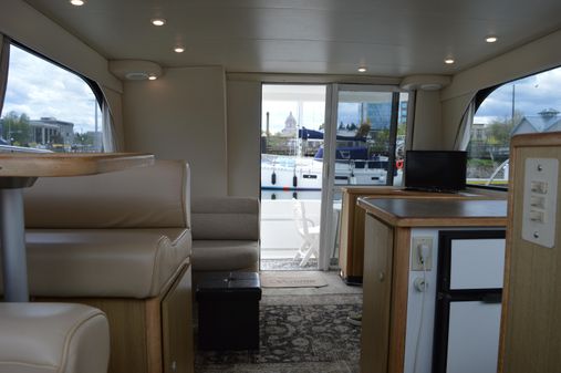 Bayliner 3788 image