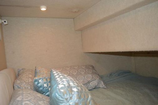 Bayliner 3788 image