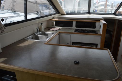 Bayliner 3788 image