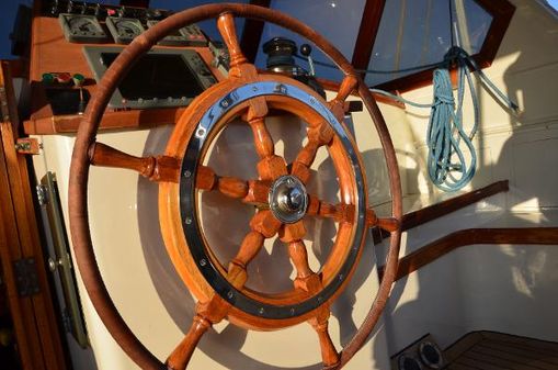 Thackwray YACHTS-KETCH image