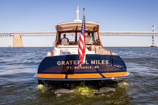 Hinckley Picnic Boat 40 image