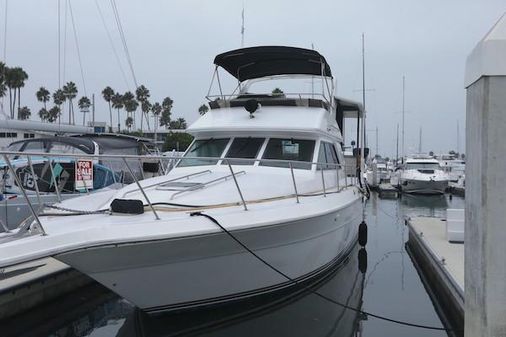 Sea-ray 440-AFT-CABIN image