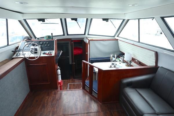 Sea-ray 440-AFT-CABIN image