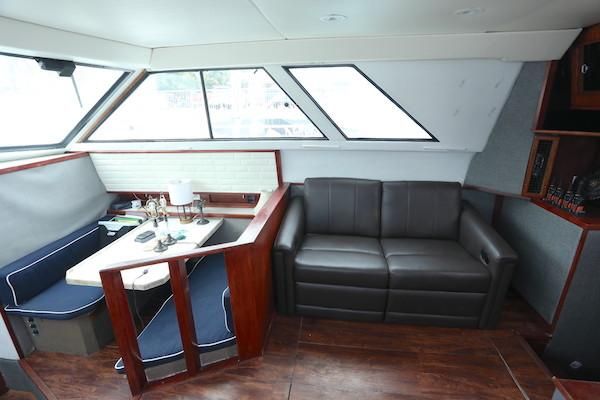 Sea-ray 440-AFT-CABIN image