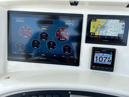 Boston Whaler 320 Outrage Cuddy Cabin image