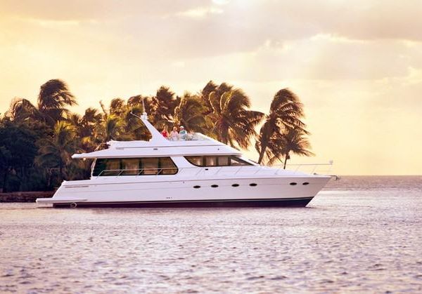 Carver 570-VOYAGER-PILOTHOUSE image