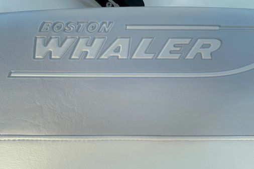 Boston Whaler 280 Outrage image