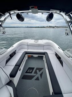 MasterCraft XT-23 image