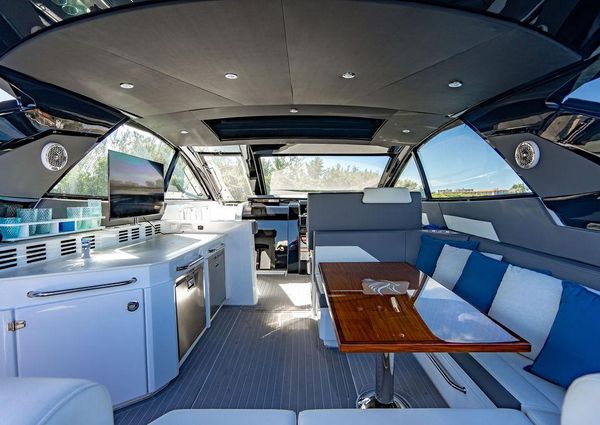 Cruisers Yachts 42 GLS image